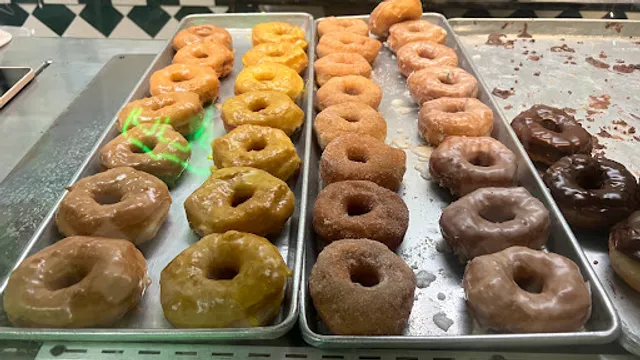 Southern Maid Donuts