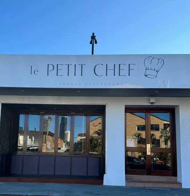 Le Petit Chef - French restaurant