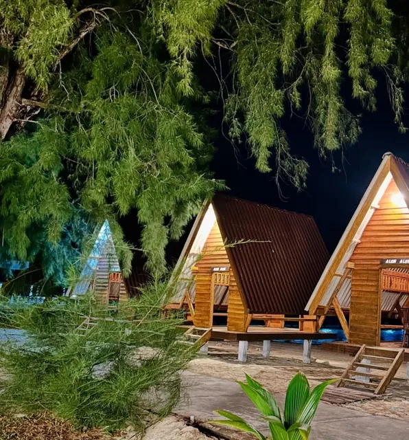 Alun Alun Island Resort