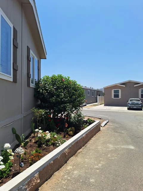 Jurupa hills mobile home park