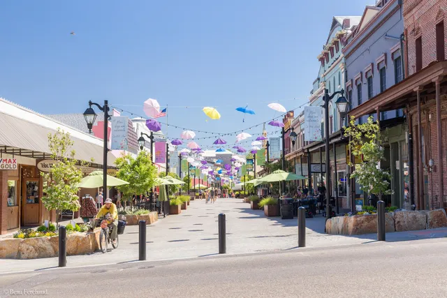 Grass Valley Promenade