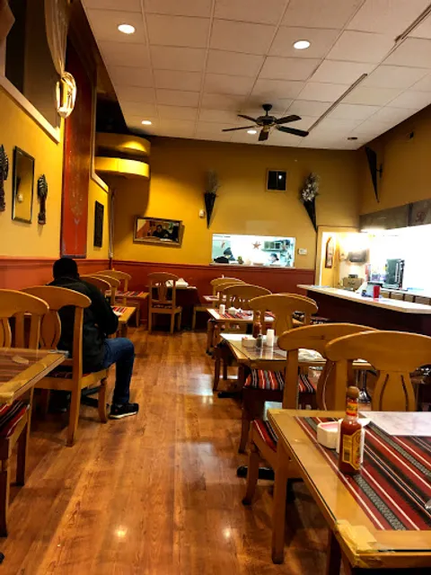 Raya Lebanese Restaurant