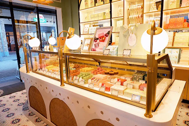 Ladurée Gotemba Premium Outlet Store