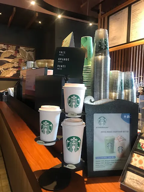 STARBUCKS Rest Area KM 06 B