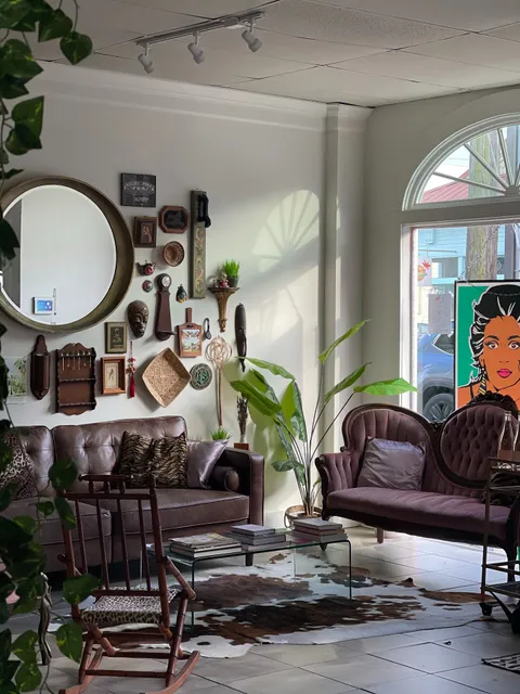 Lab & Lounge: A Concept Salon