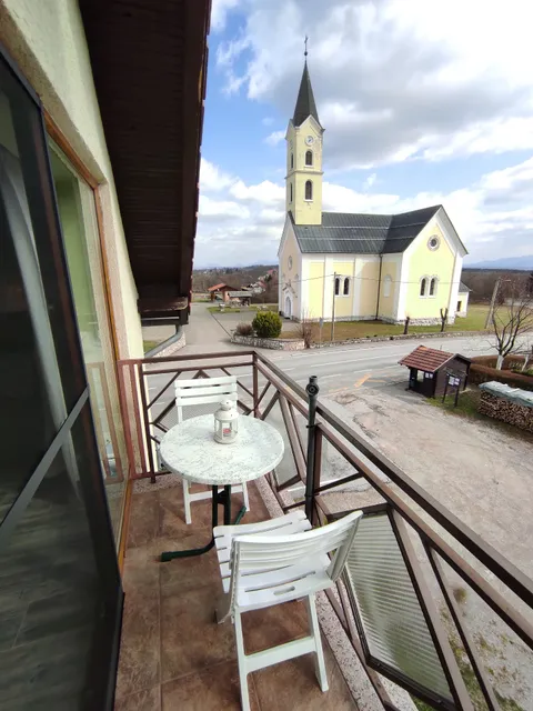 Accommodation "Old Town Drežnik"