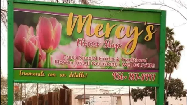 Mercy's Flower Shop ( La floreria de Mercy en Facebook. )