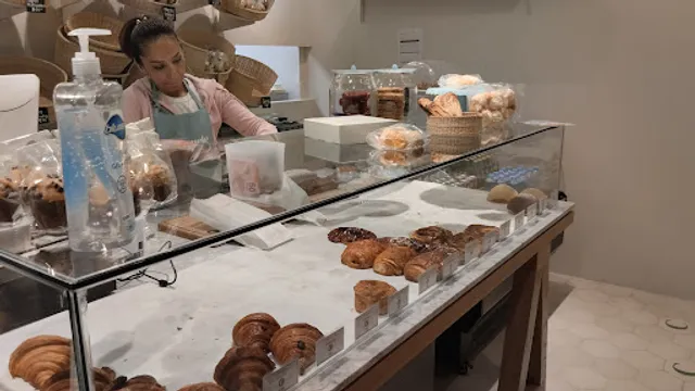 Consuelo Pan de Madre