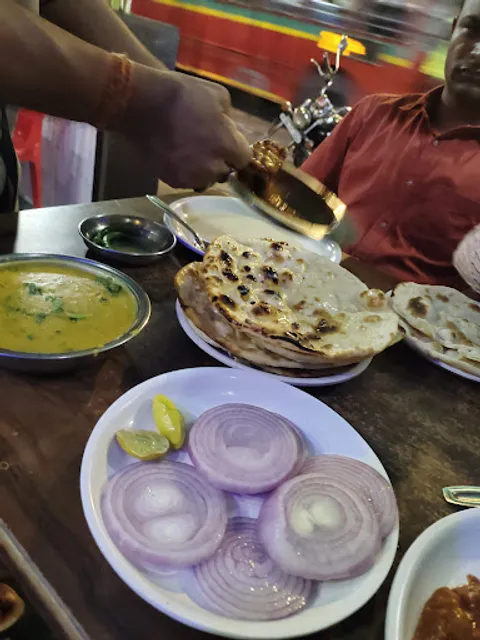 Woodcon Bar And Restaurant