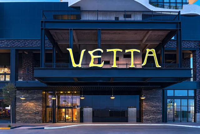 Vetta, Distrito Uno, Autograph Collection