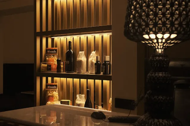 Contemporary Restaurant Deposit0