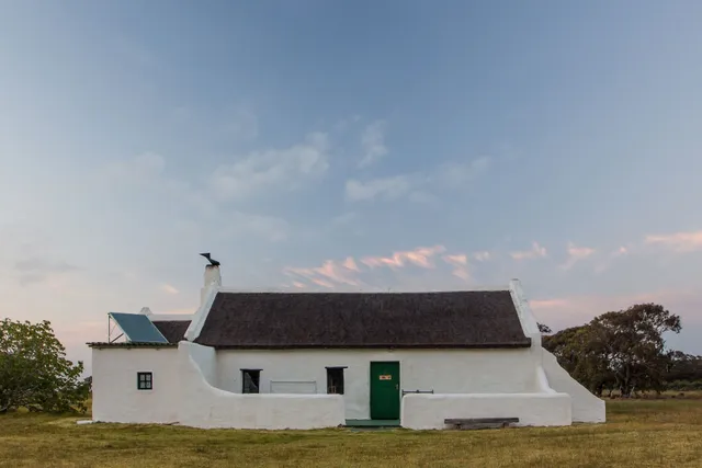 Klein-Paradijs Country House