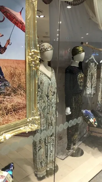 CAMILLA Castle Towers Boutique