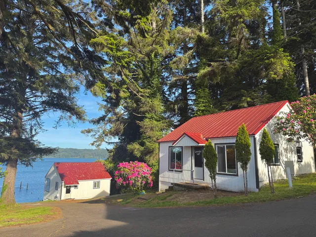 The Florentine Waterfront Hotel in Florence
