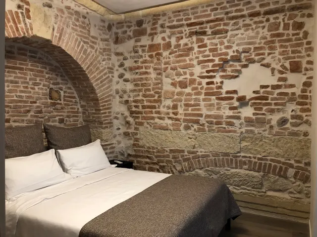 Verona Romana Apartments