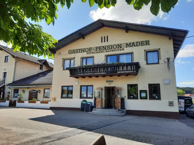 Gasthof Mader Gubo & CO KG