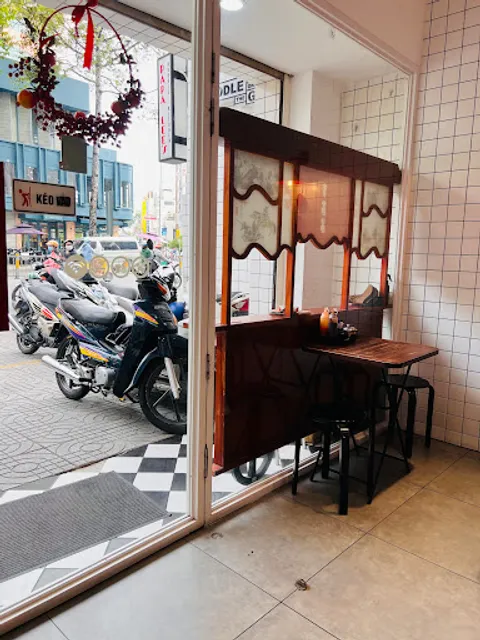 Papa Lee’s Noodle Kitchen