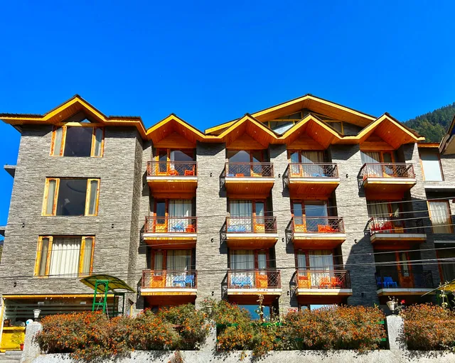 Hotel Manali Castle
