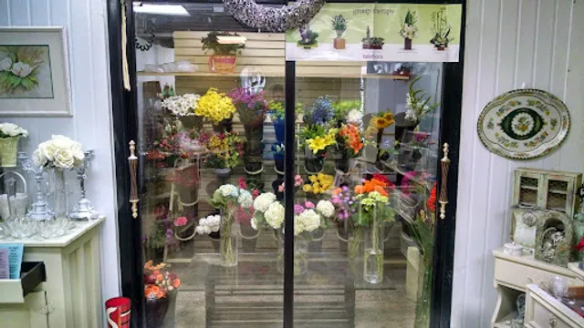 Laguna Niguel Flowers & Gifts