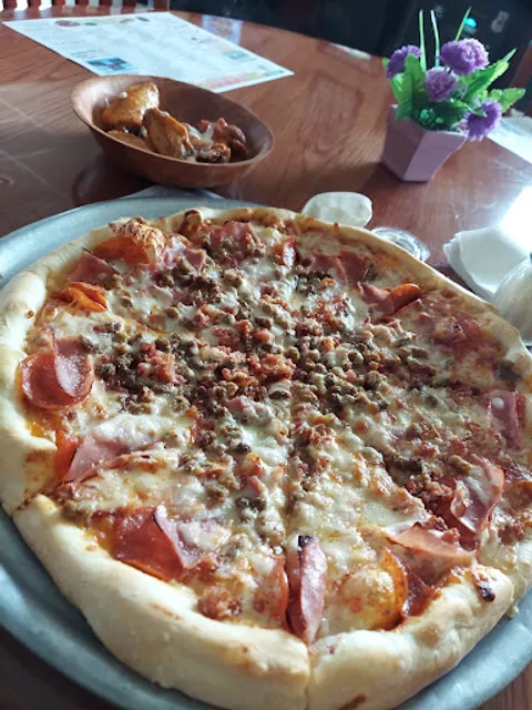 J & S Pizza II And Italian Restaurant