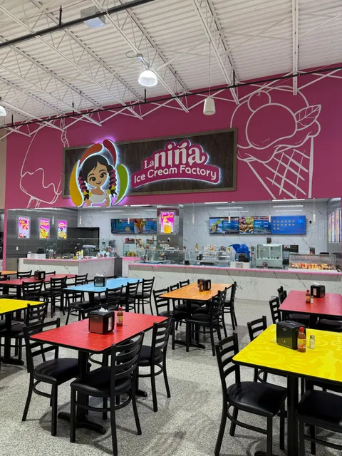 La Nina Ice Cream Factory - Inside Talpa Supermarket