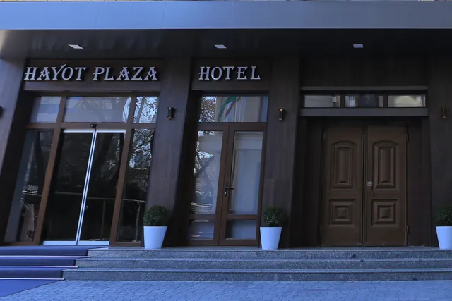 Hayot Plaza Hotel