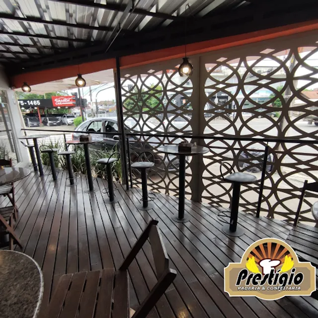 Padaria e Confeitaria Prestígio • Chico de Paulo