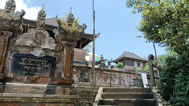 Pura Lempuyang Luhur