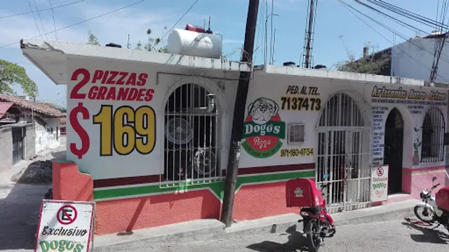 Dogos Pizza.