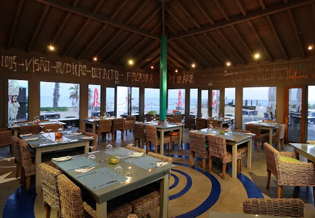 Pé na Água Restaurante & Beach Bar