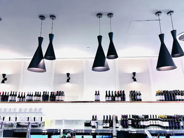 Emperor's Kitchen Hillarys 顺