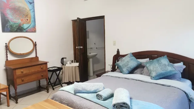 Kameeldoring Guest House