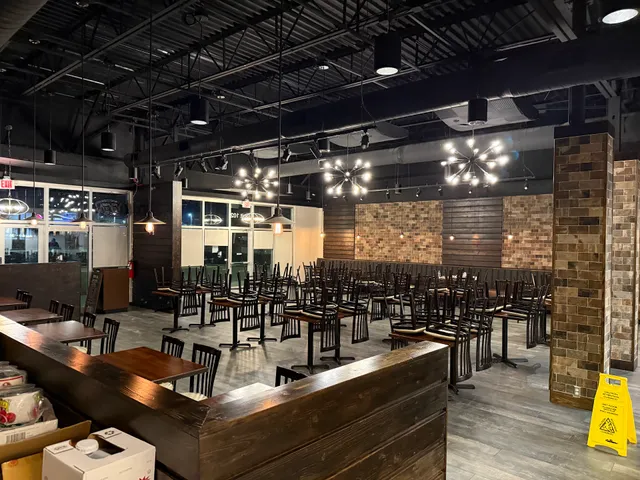 Rotis Indian Restaurant & Bar