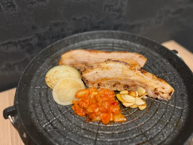 コリアンテーブル マウン