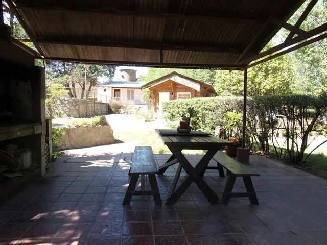 HOSTERIA y CABAÑAS "LOS MIMBRES"