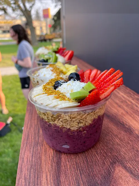 Livingston Mountain Berry Bowls