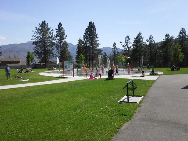 Kids Care Spray Park - West Kelowna