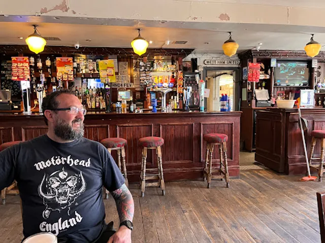 The Carpenter's Arms