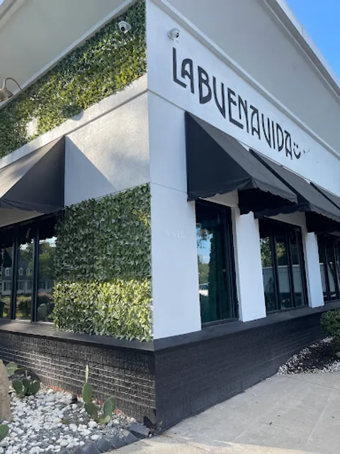 La Buena Vida - Raleigh