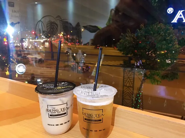 Hoa Tươi Tươi Coffee