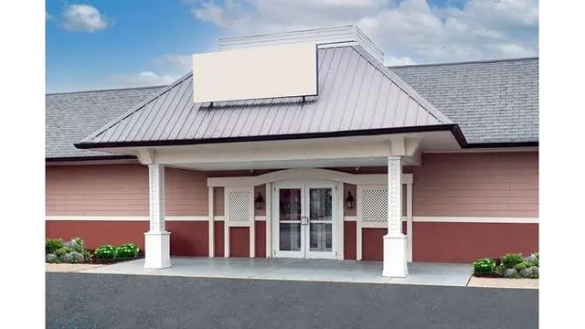 Ramada by Wyndham Indianapolis Speedway