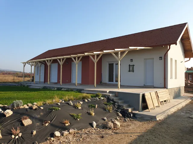 Búzavirág Apartmanház