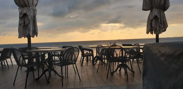 Memnuni By Günay Restaurant