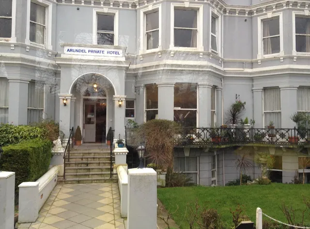 Arundel Private Hotel