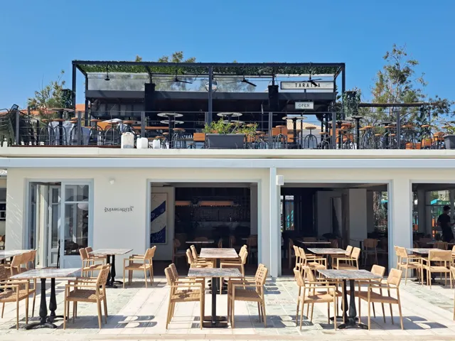 Centrale Lefkada Old Town