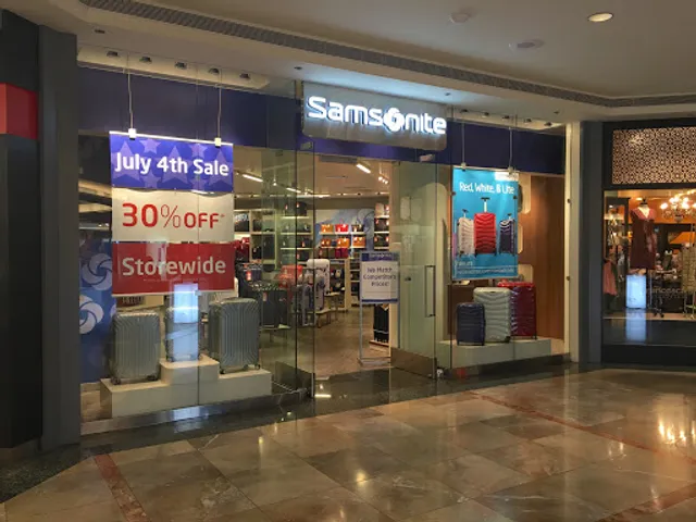 Samsonite - San Francisco Centre