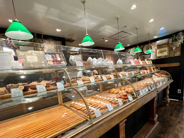 Junibun Bakery Shinjuku Keio Branch