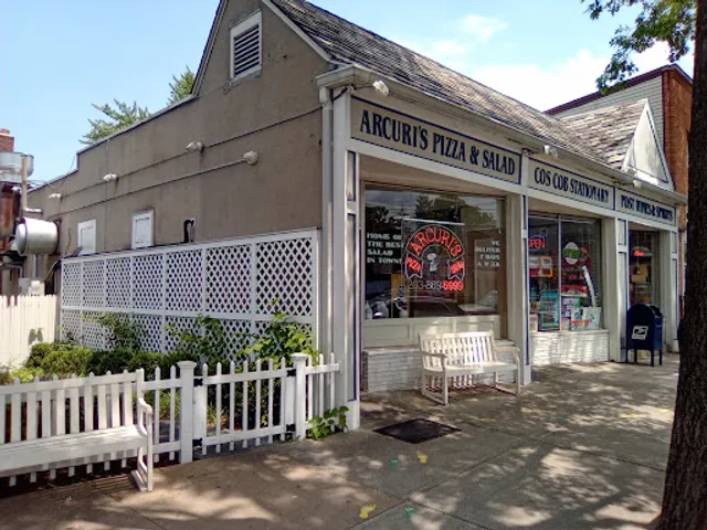 Arcuri's Pizza & Salad