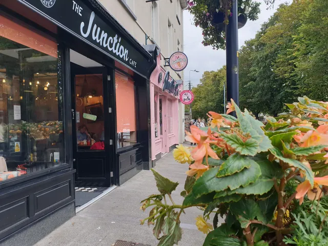 The Junction Cafe