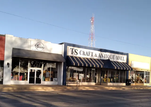 T&S Craft and Antique Mall
